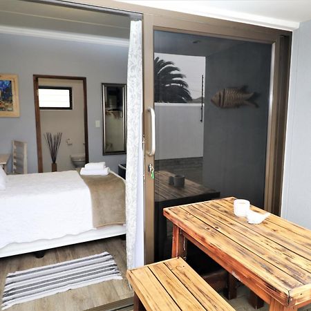 Tiende Laan Bed & Breakfast And Self-Catering Walvis Bay Ngoại thất bức ảnh