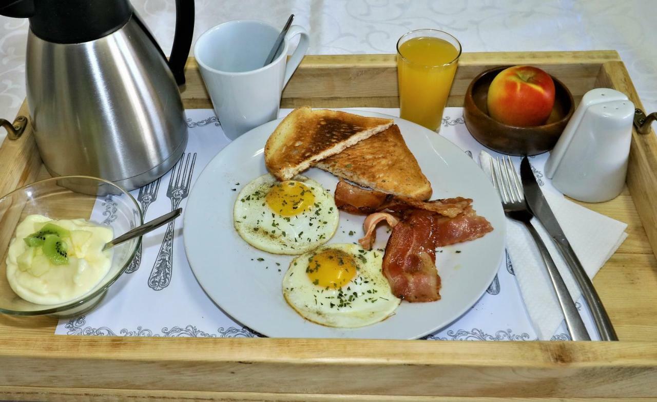 Tiende Laan Bed & Breakfast And Self-Catering Walvis Bay Ngoại thất bức ảnh