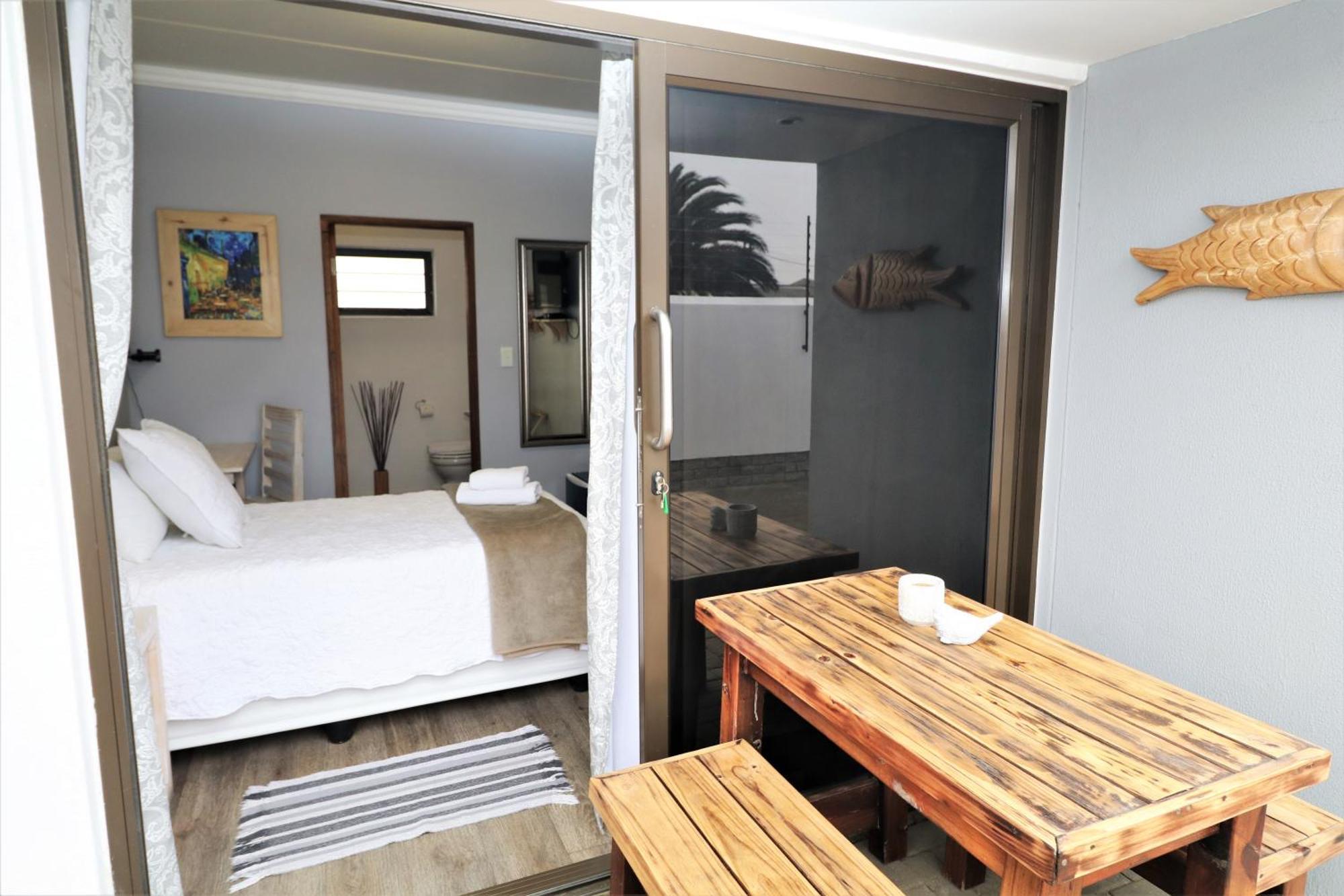 Tiende Laan Bed & Breakfast And Self-Catering Walvis Bay Ngoại thất bức ảnh